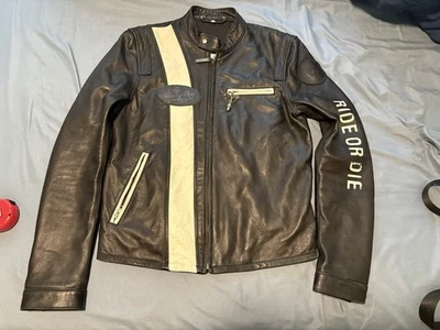 Juicy Couture Cuero Moto Chaqueta Motociclista Paseo o Troquel Chaqueta Motocicleta Foto 1 de 4