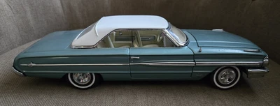 1964 Ford Galaxie 500 Hardtop Dynasty Green 1:18 Scale Diecast Car Sun Star 1441 - Image 1 of 4