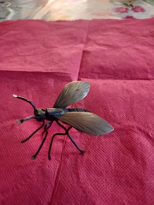 ANCIEN INSECTE EN FER FORGÉ EN BON ETAT - Photo 1/4