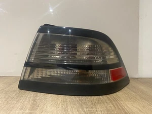 SAAB 9-3 MK2 SALOON REAR LIGHT O/S DRIVERS SIDE / RIGHT HAND SIDE 12785761 - Picture 1 of 2