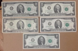 High Grade US Currency Crisp 5 Different Series Issues Federal Reserve $2 Notes - Picture 1 of 2