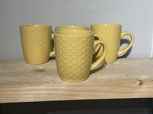 Honeycombs Design Mug X 4 - Picture 1 of 4