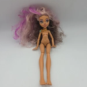 Mattel HHK52 Monster bambola alta moda lupo artigliato - Foto 1 di 7