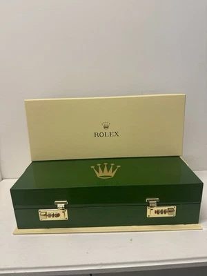 5 Slot Green Wooden Luxury Watch Storage Box - Great For GIFT!! - Image 1 of 4