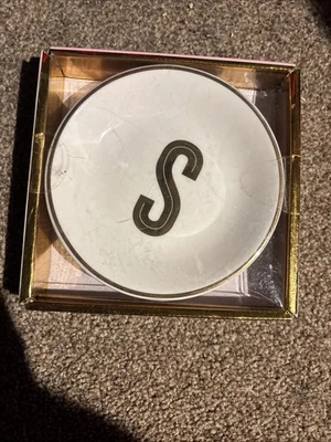 B And M Trinket Dish Beige With Gold Coloured S In Box. - Image 1 of 4