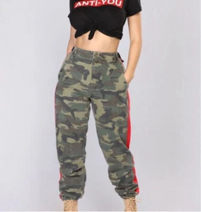 Fashion Nova Red Stripe Camo Jogger Pants Women’s Size XL - Picture 1 of 5