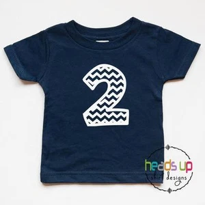 Camisa de segundo cumpleaños niño/niña 2 días camiseta Chevron dos fotos segunda camiseta - Imagen 1 de 2