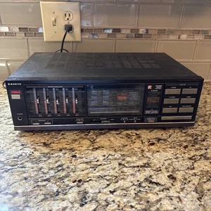Amplificatore Sanyo Stereo JA760. Funzionante. Presunto da abbinare ad altre unità Sanyo - Foto 1 di 14
