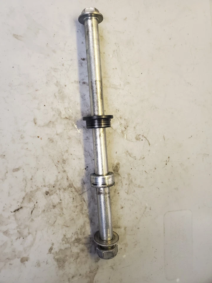 19 - 21 2021 Honda CBR500R CBR 500 задняя колесная ось с прокладками  - Изображение 1 из 1