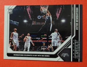 TARJETA DE NOVATO VICTOR WEMBANYAMA PANINI INSTANTÁNEA CELEBRA EL DÍA B DUNKS NO EN PAQUETES - Imagen 1 de 2