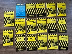 Cliffs Notes - Huge Lot of 17 Shakespeare Books Sparks Notes - R1031A - Picture 1 of 7
