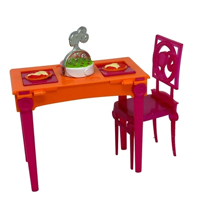 Стол-шлепанец BARBIE Dinner to Dessert обеденный, розовый стул мебель 2011 г. - Изображение 1 из 4
