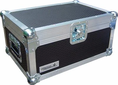 Chauvet Geyser P7 Smoke Machine Swan Flight Case (Hex) - Image 1 of 4