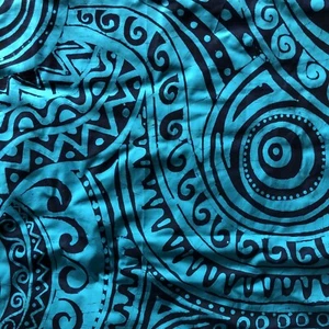 Batik Fabric 100% Pure Cotton Ceylon Handmade Scraps Quilting Patch Work {2.5m} - Picture 1 of 4