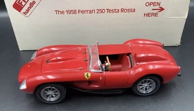 Danbury Mint 1:24 1958 Ferrari 250 Testa Rossa - Mint Boxed - Image 1 of 4