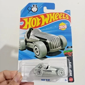Hot Wheels 2026 Case A Pass N Go Gray Drop Tops - International Card #5 - Picture 1 of 3