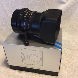 Hasselblad 60mm f3.5 Zeiss Distagon CF T* Lens, with hood ,box Shipped from USA - Picture 1 of 16