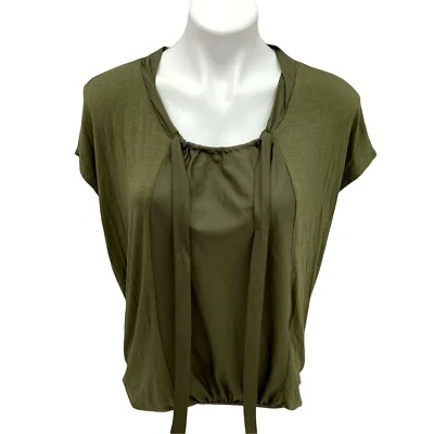 Blusa Attention Top Mujer Mediana Caqui Verde Oficina Trabajo Minimalista Cápsula Foto 1 de 4