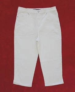 Gloria Vanderbilt Capri Pants Women's Size 8 White Denim Cropped Stretch - Picture 1 of 6