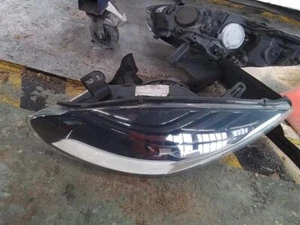 HEADLIGHT RENAULT MEGANE MK3 (Ph2) (X95) 08-16 PASSENGERS SIDE Headlamp - Picture 1 of 11