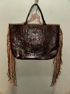 Borsa grande vintage fatta a mano in pelle più scura con frange grandi western cowgirl usata in ottime condizioni - Foto 1 di 8