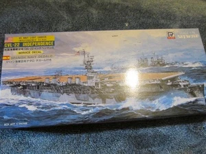 Kit Modelo Pit Road Sky Wave CVL-22 Independence (Escala 1/700) CAJA ABIERTA - Imagen 1 de 3
