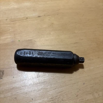 Snap-On PIT 120 Impact Driver 3/8 Inch Drive Used - Image 1 of 4