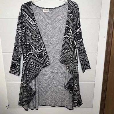 Cárdigan largo túnica Avenue para mujer talla 18 20 frente abierto negro y gris Foto 1 de 4