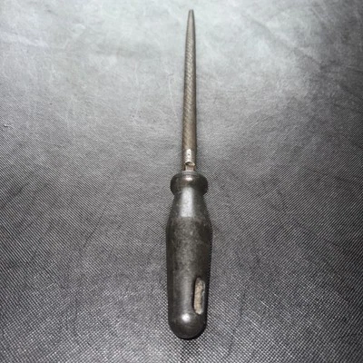 Vintage 12” nicholson holland  round Bastard file - Image 1 of 4