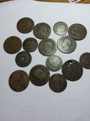 Lote de 15 monedas de Napoleón III, Francia años 1850 Foto 1 de 4