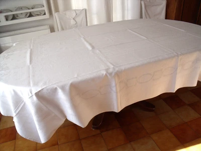 ancienne nappe blanche damassée en lin brodée " A L " 180x237 - Photo 1/4