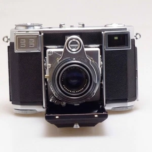 Vintage Carl Zeiss  Contessa 35mm Film Camera w Tessar Lens. - Picture 1 of 8