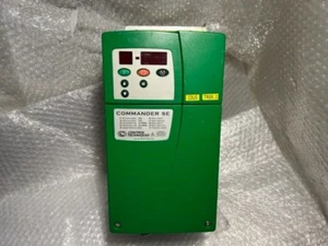 Control Techniques COMMANDER SE SE 23400400 SE5.5T 4.0KW - Imagen 1 de 10