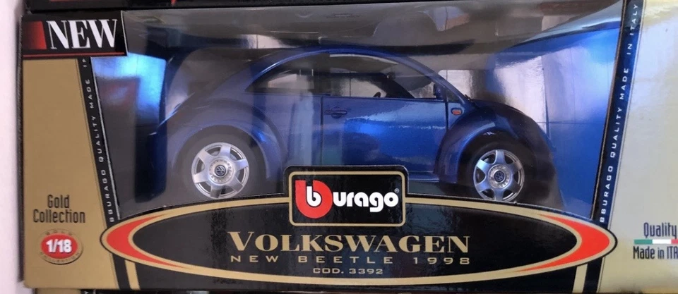 EBOND Modellino Volswagen New Beetle - 1998 - Cod 3392 - 1:18 - Bburago - 0268 - Immagine 1 di 1