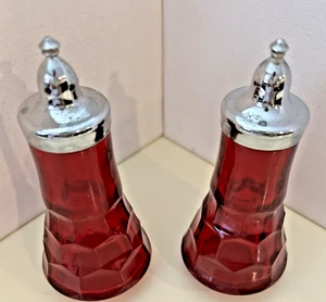 Set 2 Vintage Viking Glass Salt Pepper Shakers Ruby Red Georgian Honeycomb Pair - Picture 1 of 5