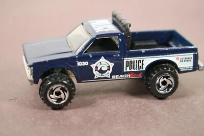 Hot Wheels Vintage 1982 POLICE BEACH PATROL Chevy S10 4x4  LQQK VHTF - Image 1 of 4