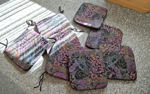 8 hübsche Stuhlkissen -  ca. 36 mal 36 cm - gut erhalten - Bild 1 von 8