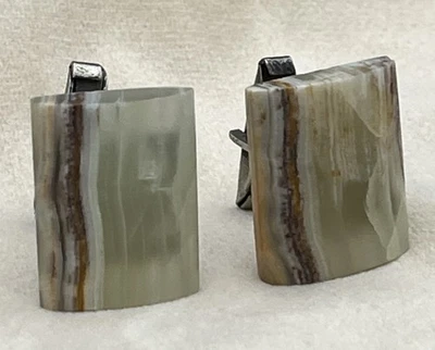 Gemelos rectangulares vintage de ágata de ónix con bandas estilo moderno de mediados de siglo Foto 1 de 4