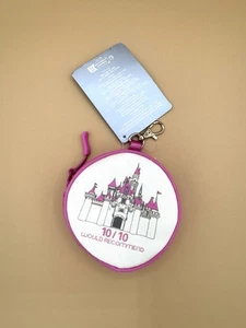 Disney Parks Disneyland Rosa Castillo Bolso Dije Llavero Monedero Nuevo 2024 - Imagen 1 de 2