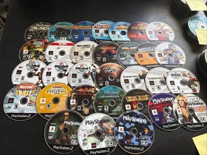 Lotto 30 dischi sfusi solo disco giochi Playstation 2 PS2 - graffiati non testati COSÌ COME SONO - Foto 1 di 5