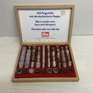 Collezione Set 65 Dadi Cucito Antico Con Scatola Espositore Negozio - Imagen 1 de 10