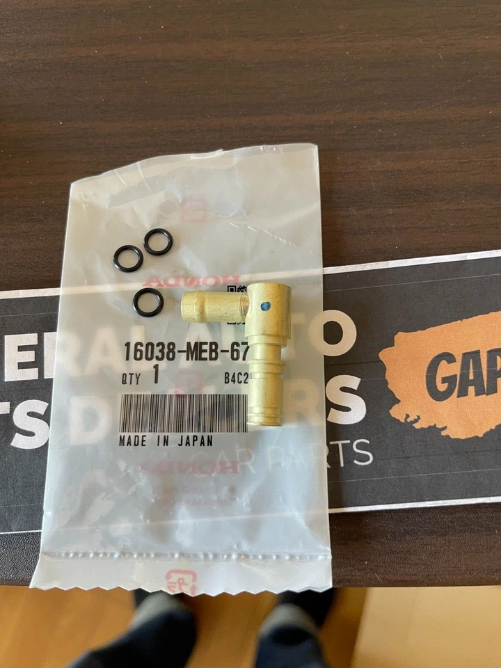 Genuine Honda OEM Carburetor Carb Fuel Inlet Joint 16038-MEB-671 Foto 1 de 4