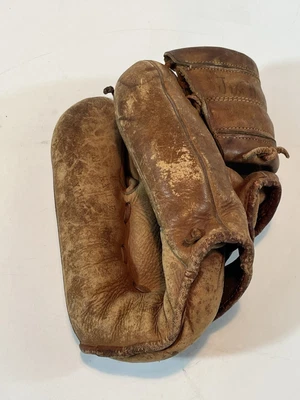 Leather Baseball Glove Vintage Left Hand Throw - Image 1 of 4