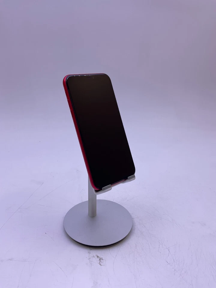 Apple iPhone 11- 4 GB RAM 64GB Storage - Image 1 of 1