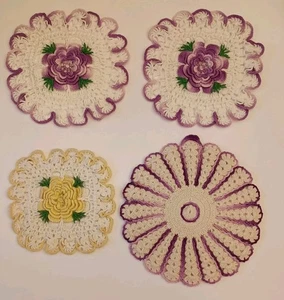 Lotto di 4 rose all'uncinetto fatte a mano vintage porta pentole hot pad - Foto 1 di 5