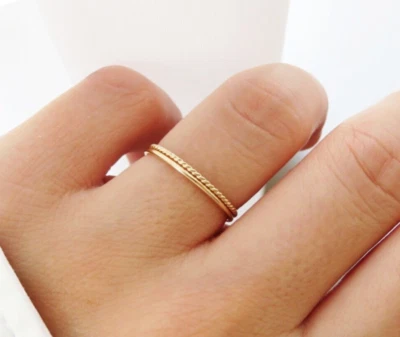 Anillo de oro de 14k, anillo de oro fino, juego de anillos de oro, alianza de boda, anillo de pila de oro, 14k Foto 1 de 4