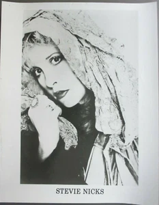 Stevie Nicks black & white 8X10 glossy press photo Shawl ! - Picture 1 of 1