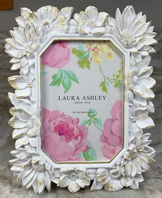 Photo Frame Super Bloom White And Gold 4X6 Vertical Laura Ashley New - Image 1 of 4