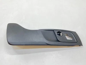 @Interruptor de asiento delantero derecho panel de cubierta Maserati Ghibli 2017-2024 - Imagen 1 de 10