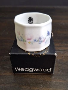 Replacement Wedgewood Bone China "Angela"  Napkin Ring-Original Box- England - Picture 1 of 7